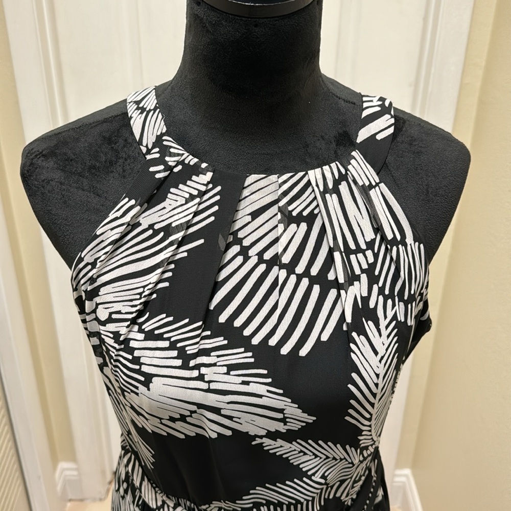 Maxi Dress w/ Lining - Picture 2 of 8